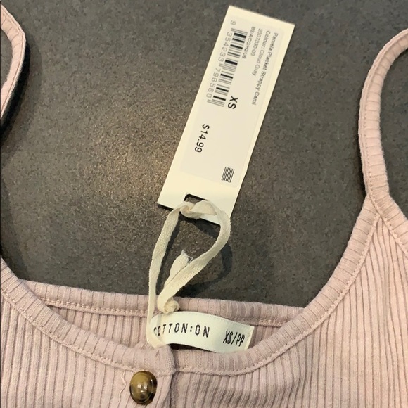 Button Tank - Picture 5 of 5